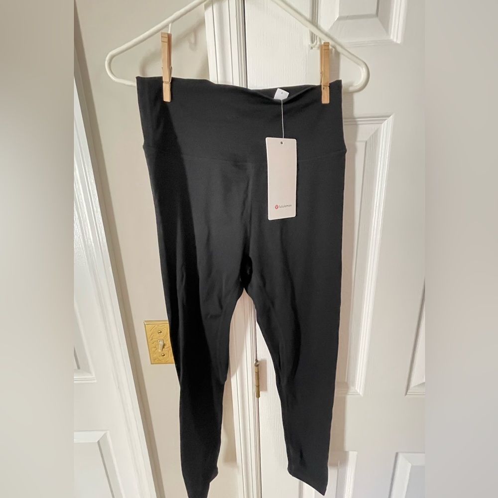 Lululemon - Align 25”. NWT